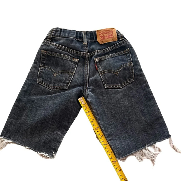Levi’s 514 Straight- Childrens shorts 6 Regular age 5/6 - Picture 4 of 5